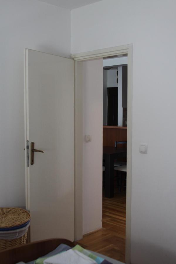Apartments Becic ブドヴァ エクステリア 写真