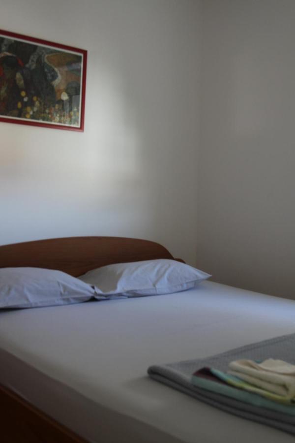 Apartments Becic ブドヴァ エクステリア 写真