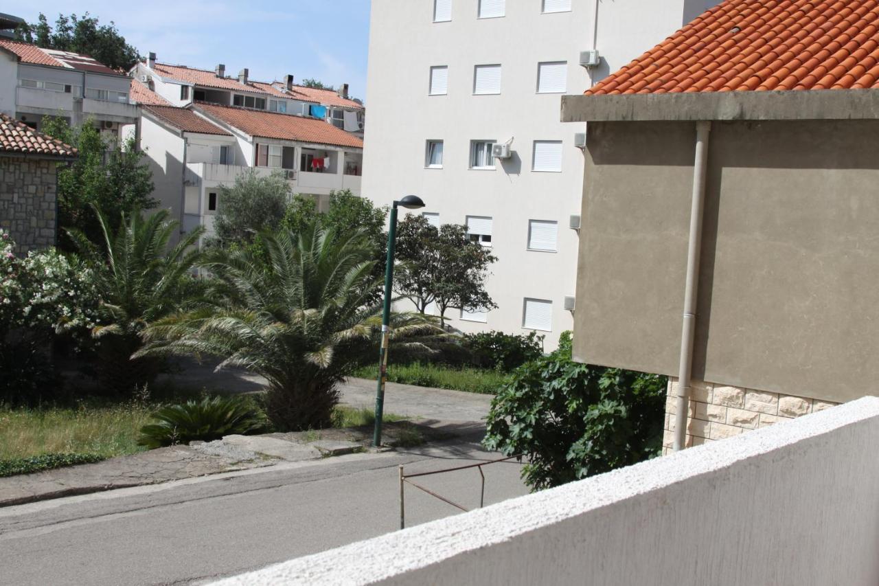 Apartments Becic ブドヴァ エクステリア 写真