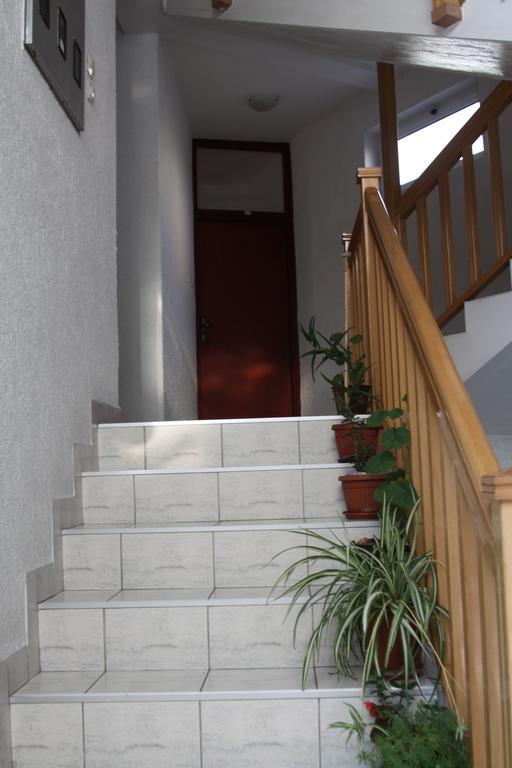 Apartments Becic ブドヴァ エクステリア 写真