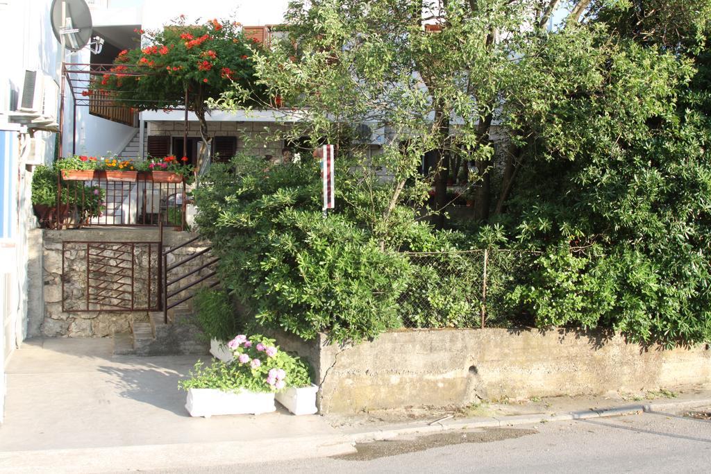 Apartments Becic ブドヴァ エクステリア 写真