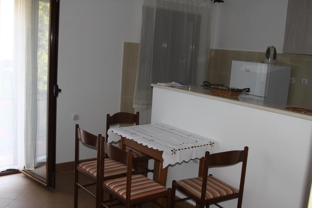 Apartments Becic ブドヴァ エクステリア 写真